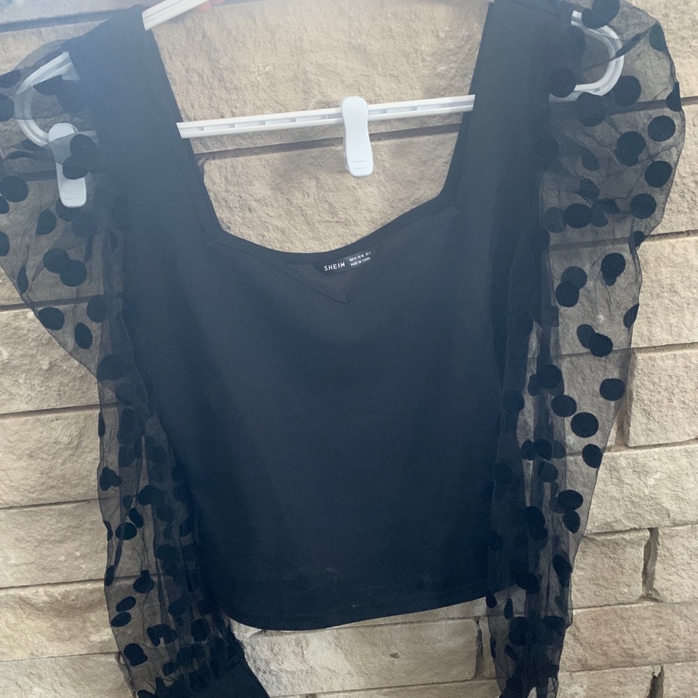 SHEIN black crop top